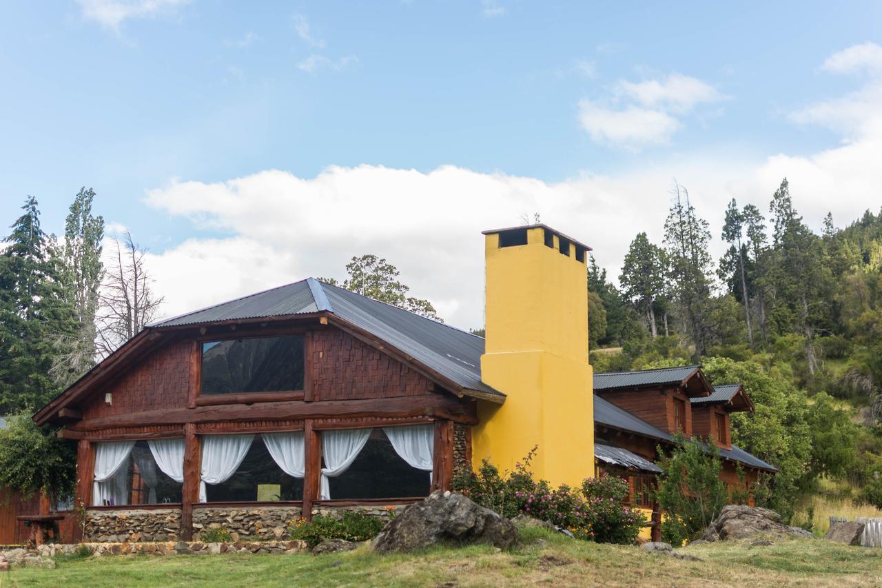 Valle Del Carrileufu Villa Cholila Exterior photo