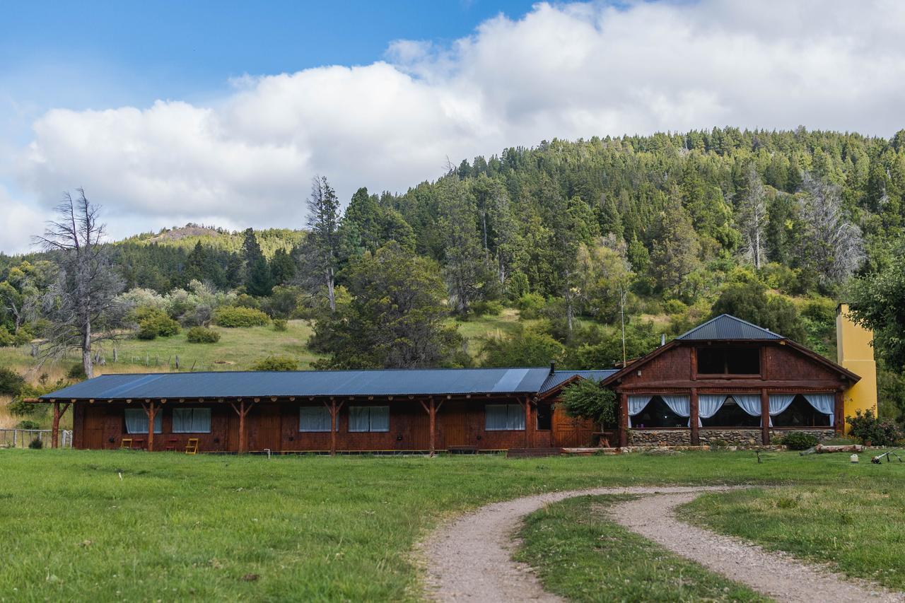 Valle Del Carrileufu Villa Cholila Exterior photo