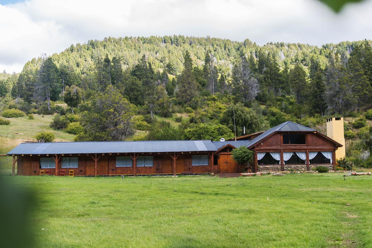 Valle Del Carrileufu Villa Cholila Exterior photo